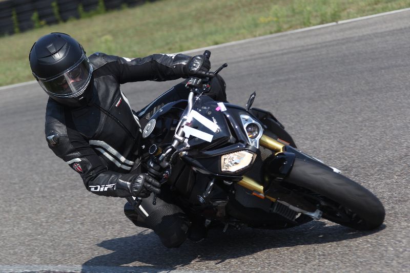 /Archiv-2018/44 06.08.2018 Dunlop Moto Ride and Test Day  ADR/Strassenfahrer-Sportfahrer grün/17